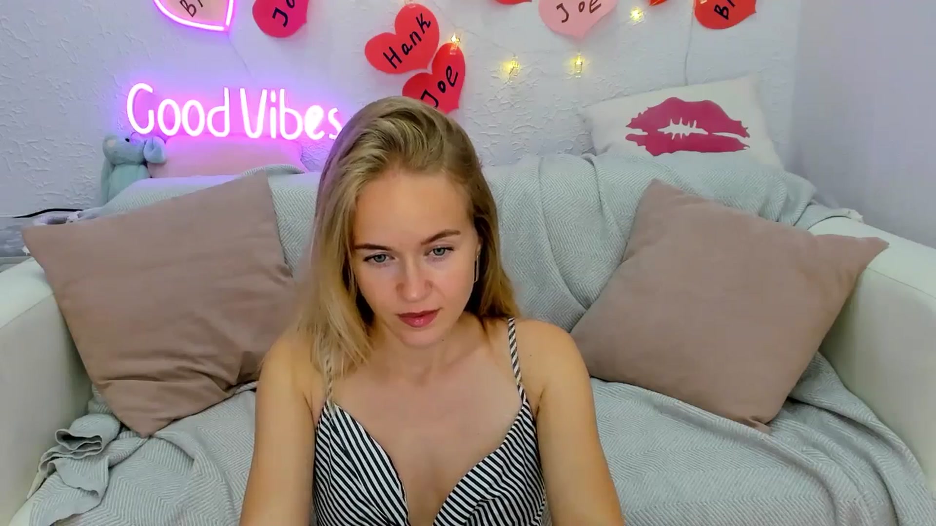 Gallery image thumbnail from Angel_Kristy's myfreecams stream on, 09/03/2024, 05:56 image 16 of 20