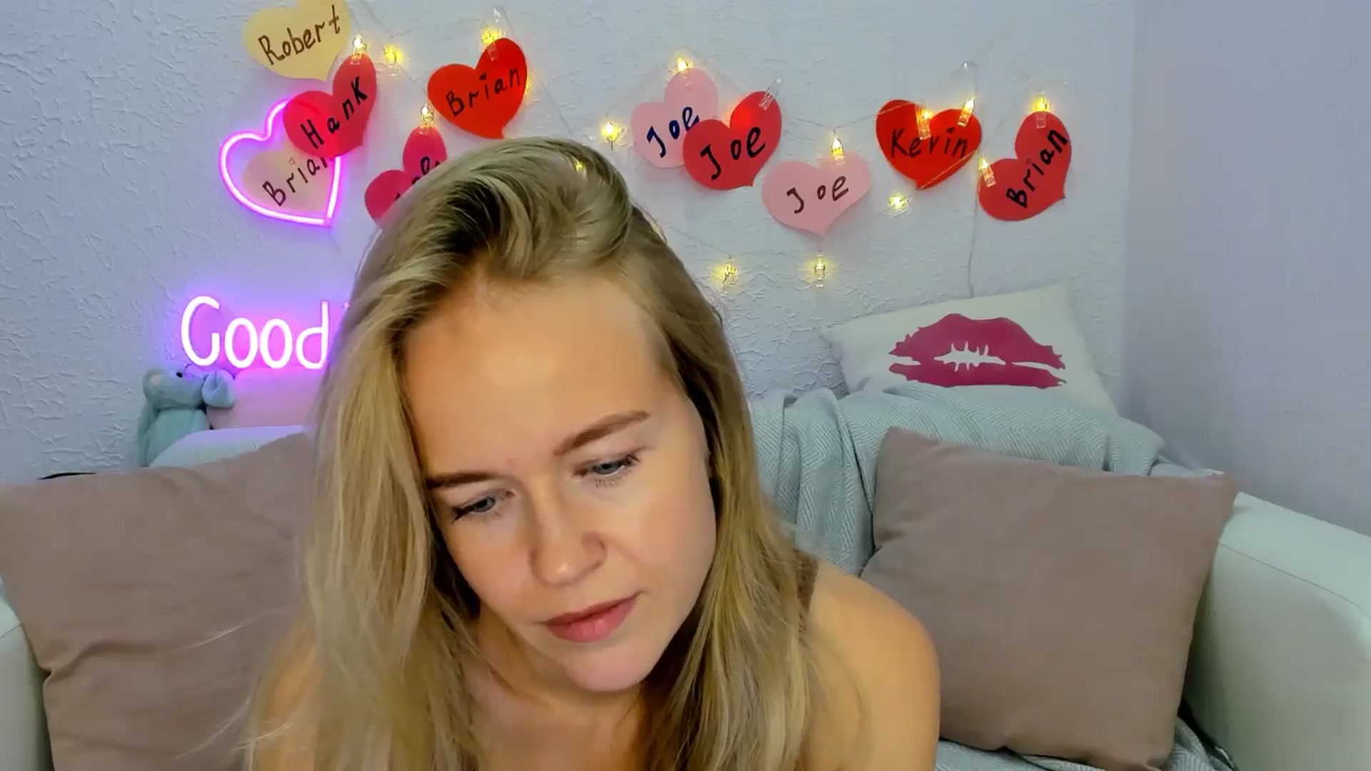 Gallery image thumbnail from Angel_Kristy's myfreecams stream on, 09/03/2024, 06:56 image 7 of 20