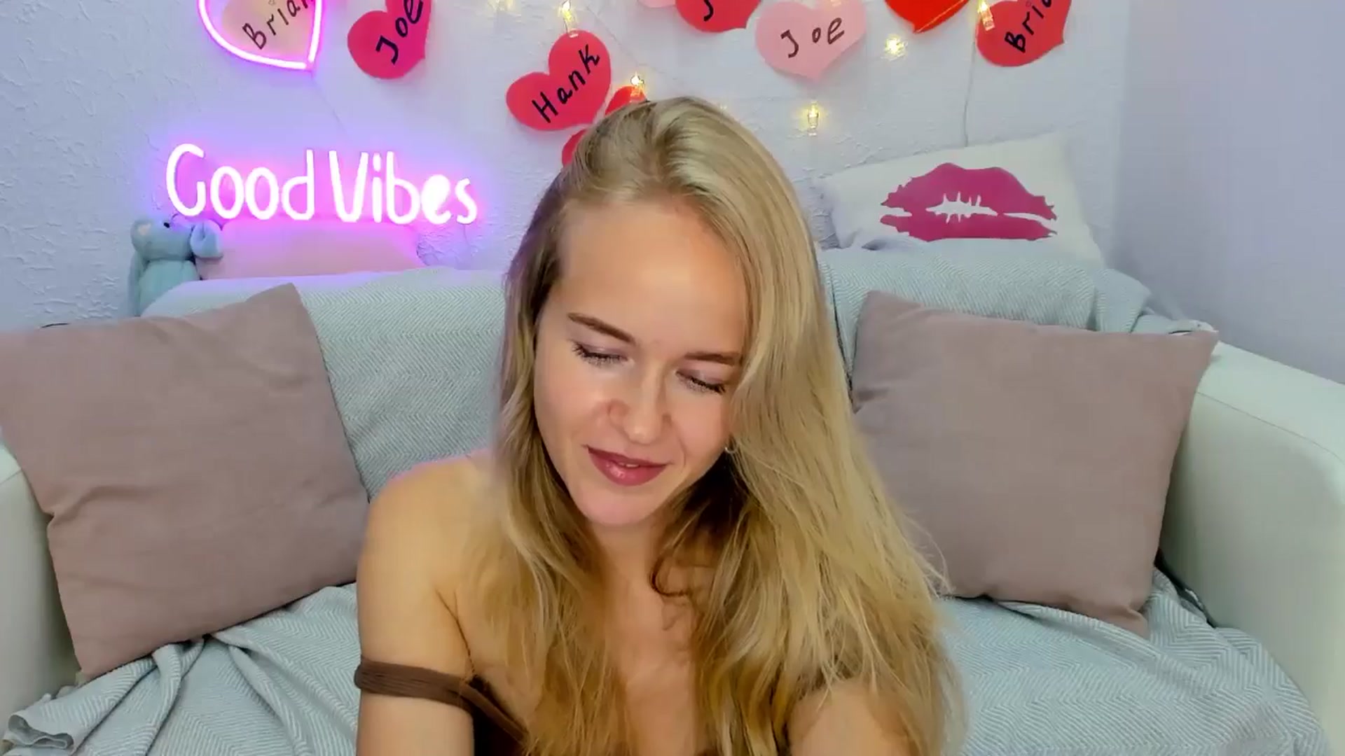 Gallery image thumbnail from Angel_Kristy's myfreecams stream on, 09/03/2024, 06:56 image 20 of 20