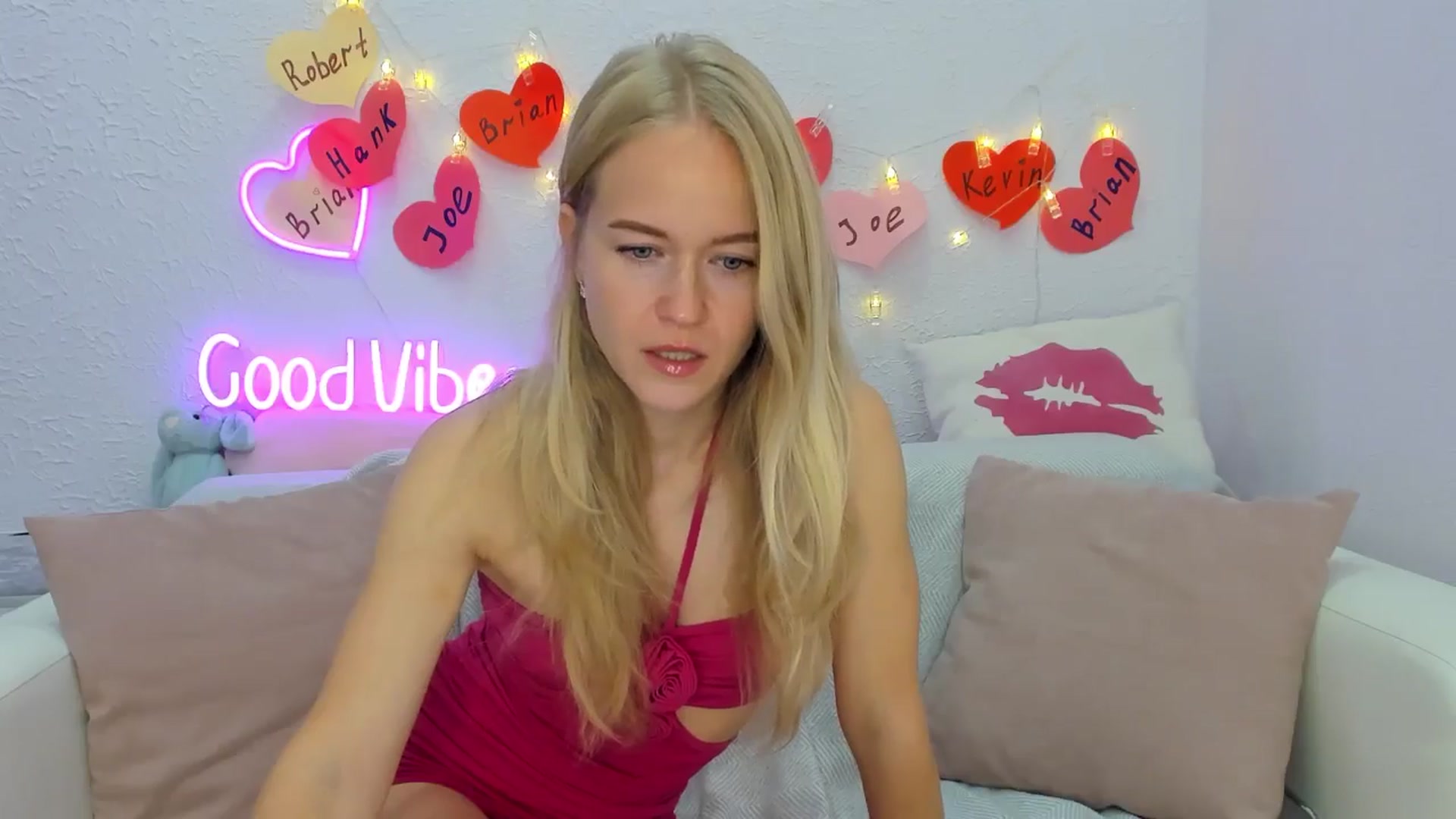 Gallery image thumbnail from Angel_Kristy's myfreecams stream on, 09/16/2024, 02:17 image 3 of 20