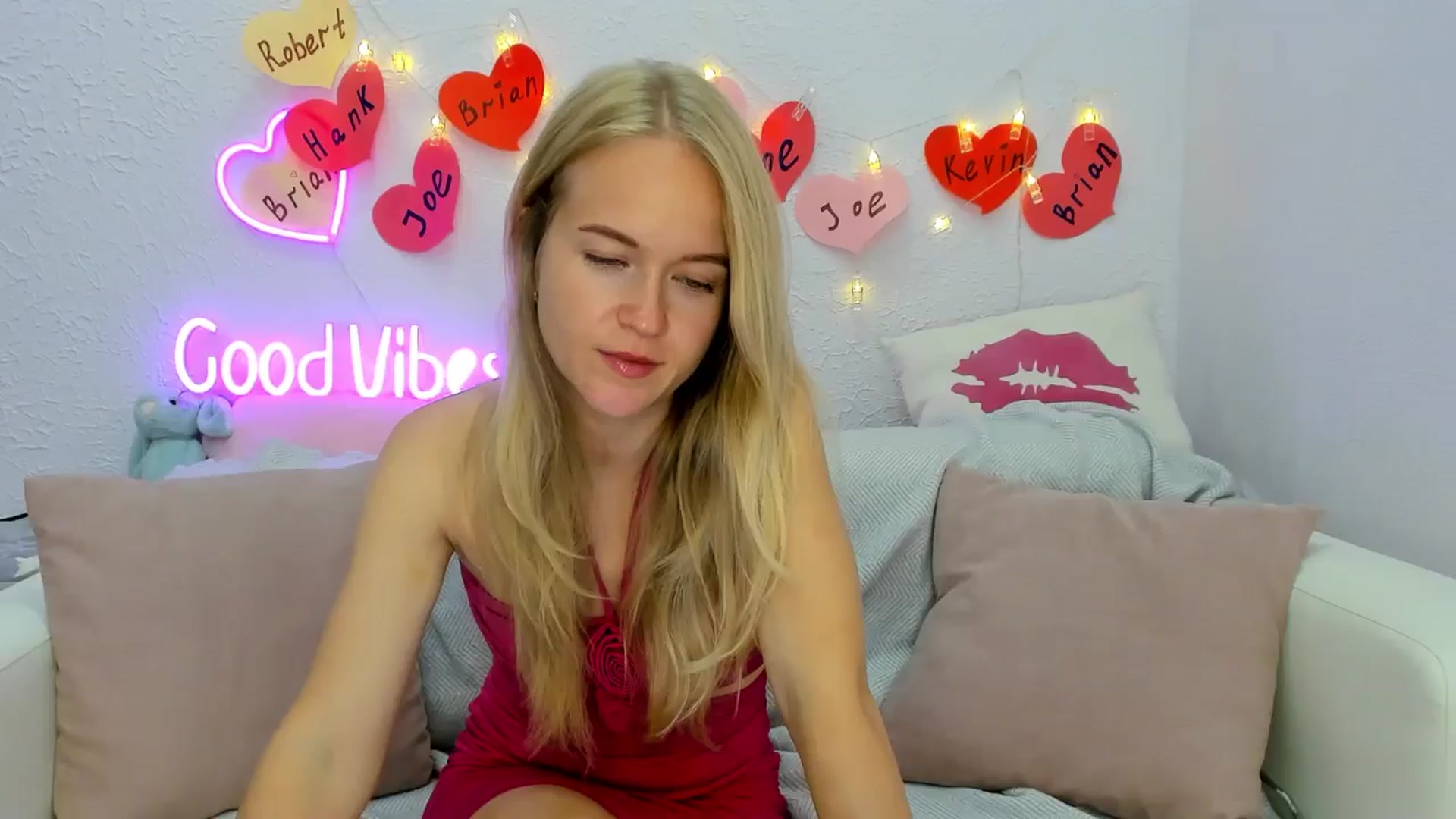 Gallery image thumbnail from Angel_Kristy's myfreecams stream on, 09/16/2024, 06:45 image 3 of 20