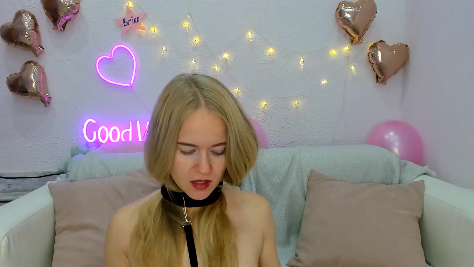 Gallery image thumbnail from Angel_Kristy's myfreecams stream on, 10/23/2024, 06:07 image 20 of 20