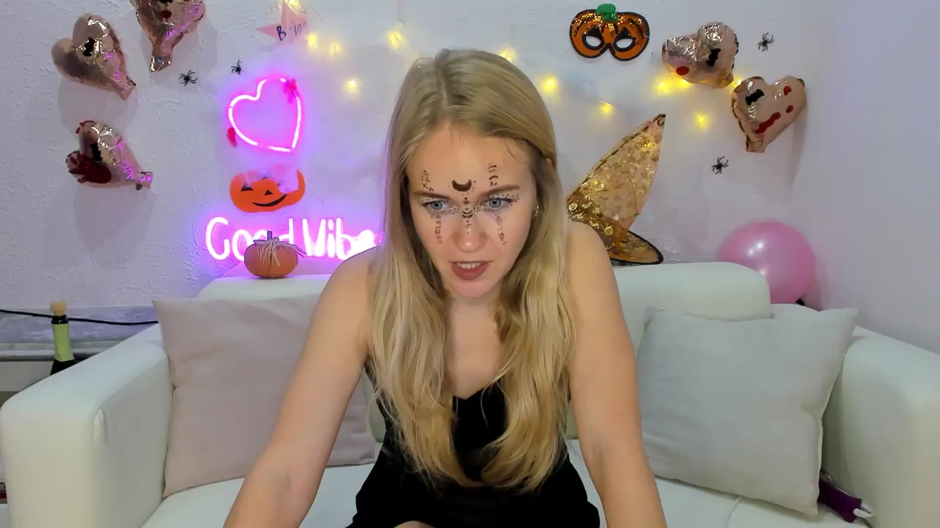 Gallery image thumbnail from Angel_Kristy's myfreecams stream on, 11/01/2024, 06:54 image 1 of 20