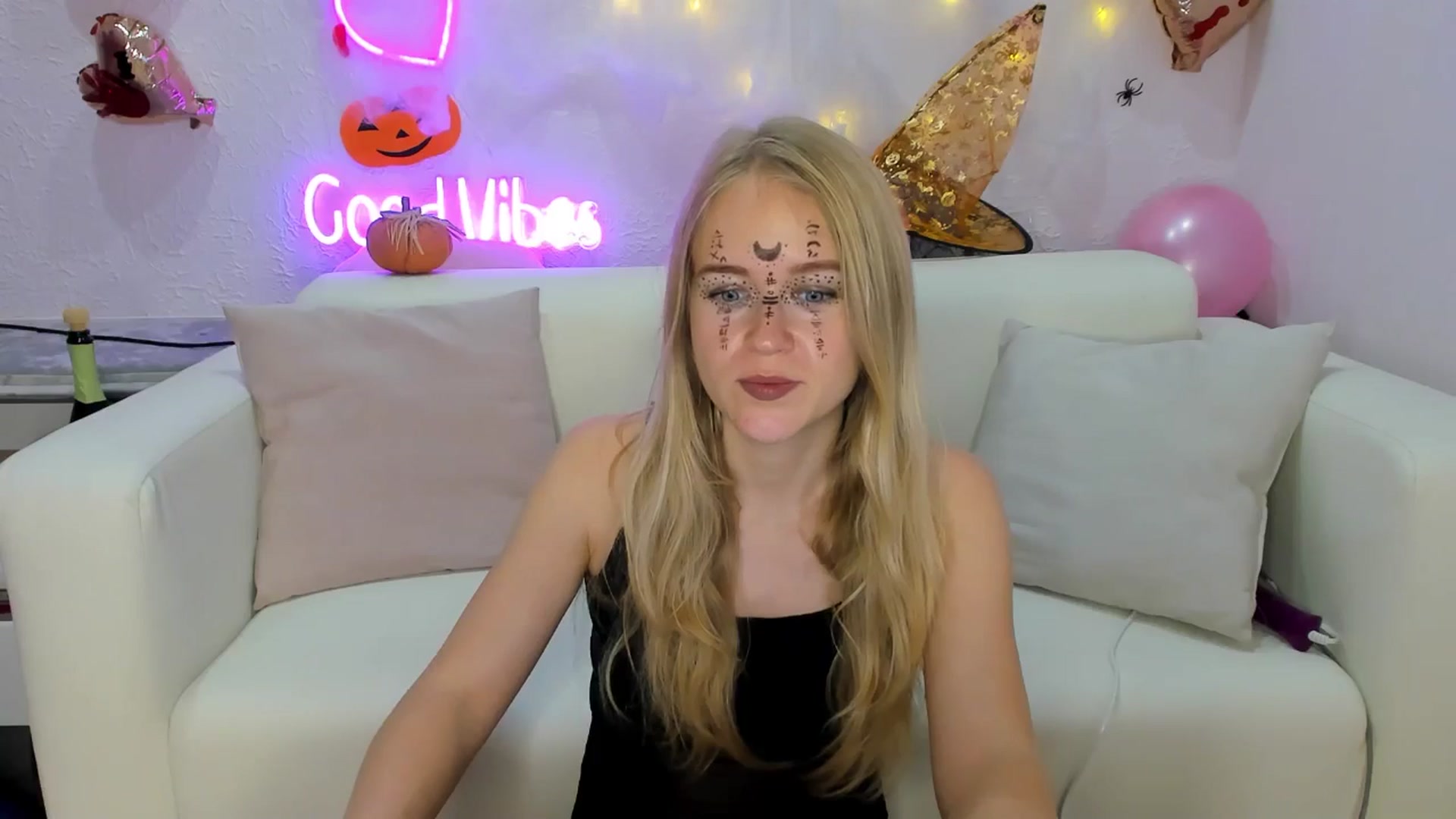 Gallery image thumbnail from Angel_Kristy's myfreecams stream on, 11/01/2024, 06:54 image 5 of 20