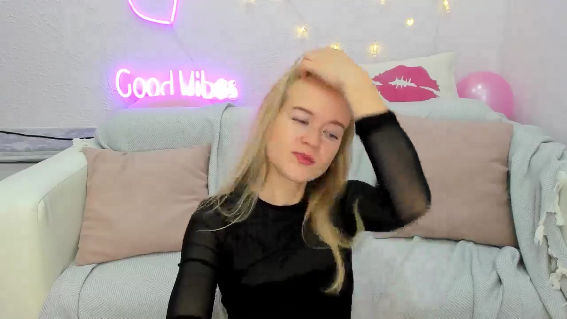 Gallery image thumbnail from Angel_Kristy's myfreecams stream on, 11/03/2024, 03:47 image 8 of 20