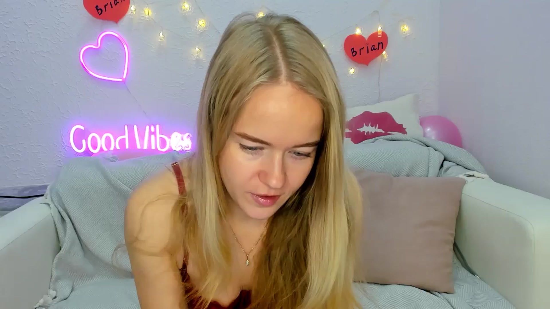 Gallery image thumbnail from Angel_Kristy's myfreecams stream on, 11/12/2024, 02:04 image 8 of 20