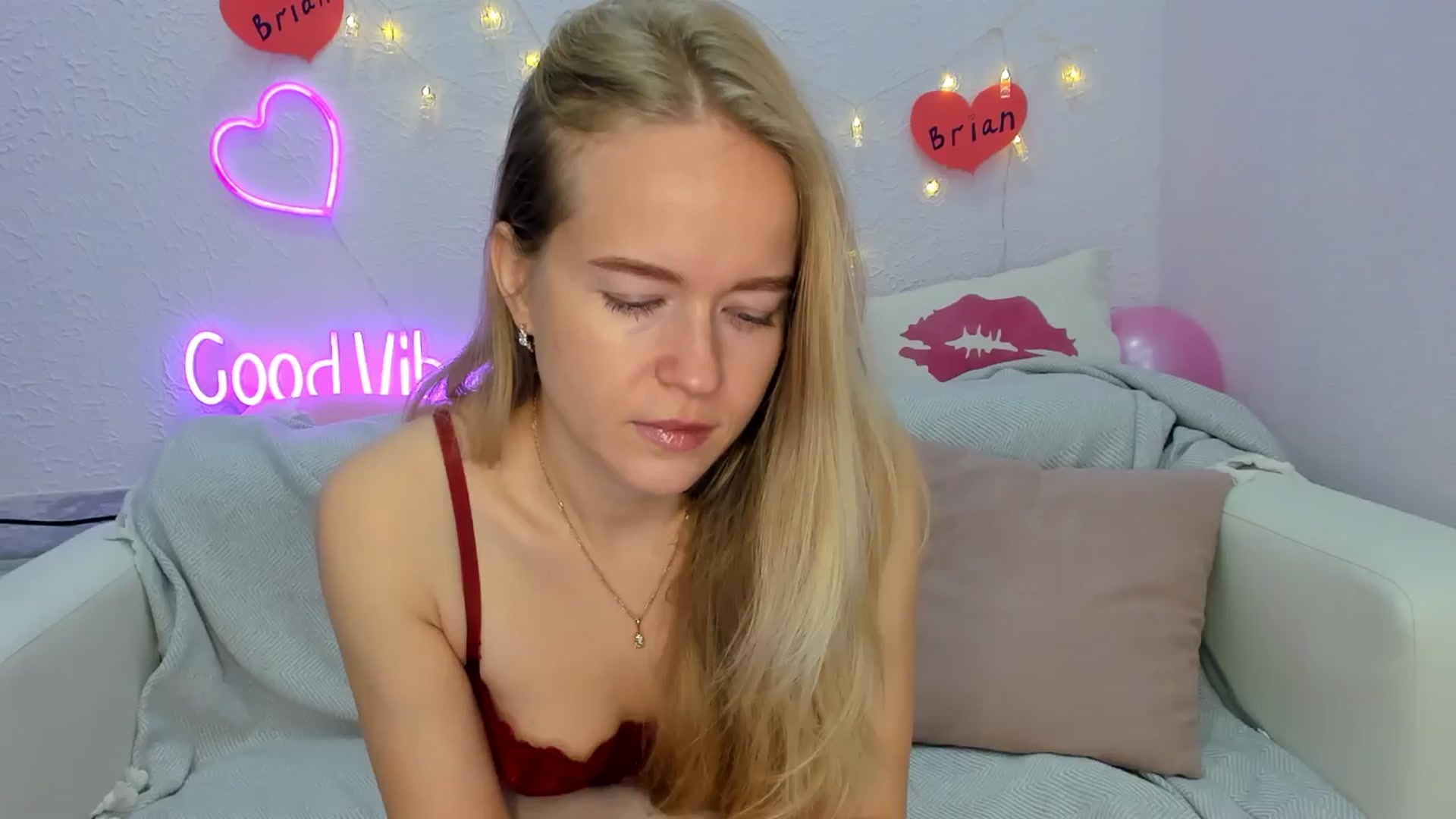 Gallery image thumbnail from Angel_Kristy's myfreecams stream on, 11/12/2024, 02:04 image 10 of 20