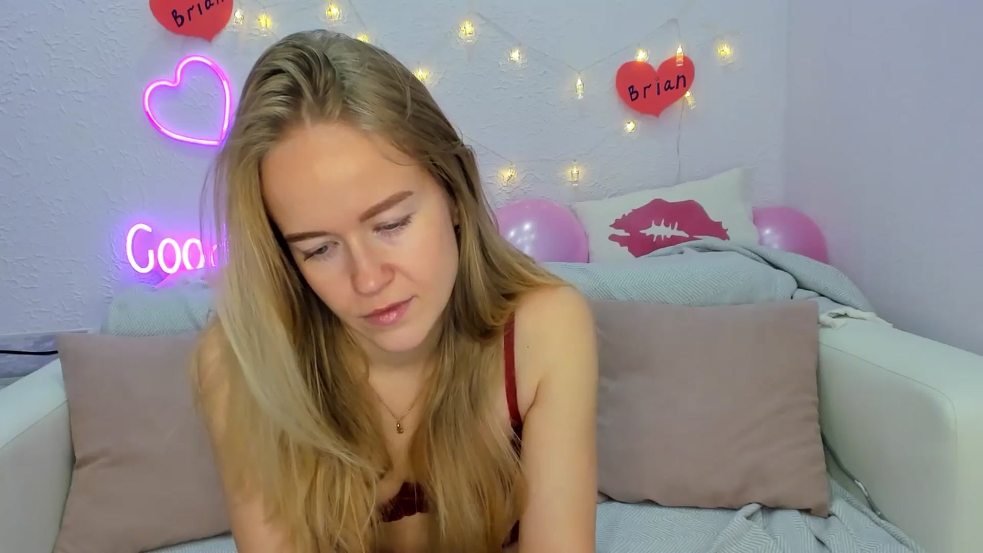 Gallery image thumbnail from Angel_Kristy's myfreecams stream on, 11/12/2024, 02:57 image 2 of 20