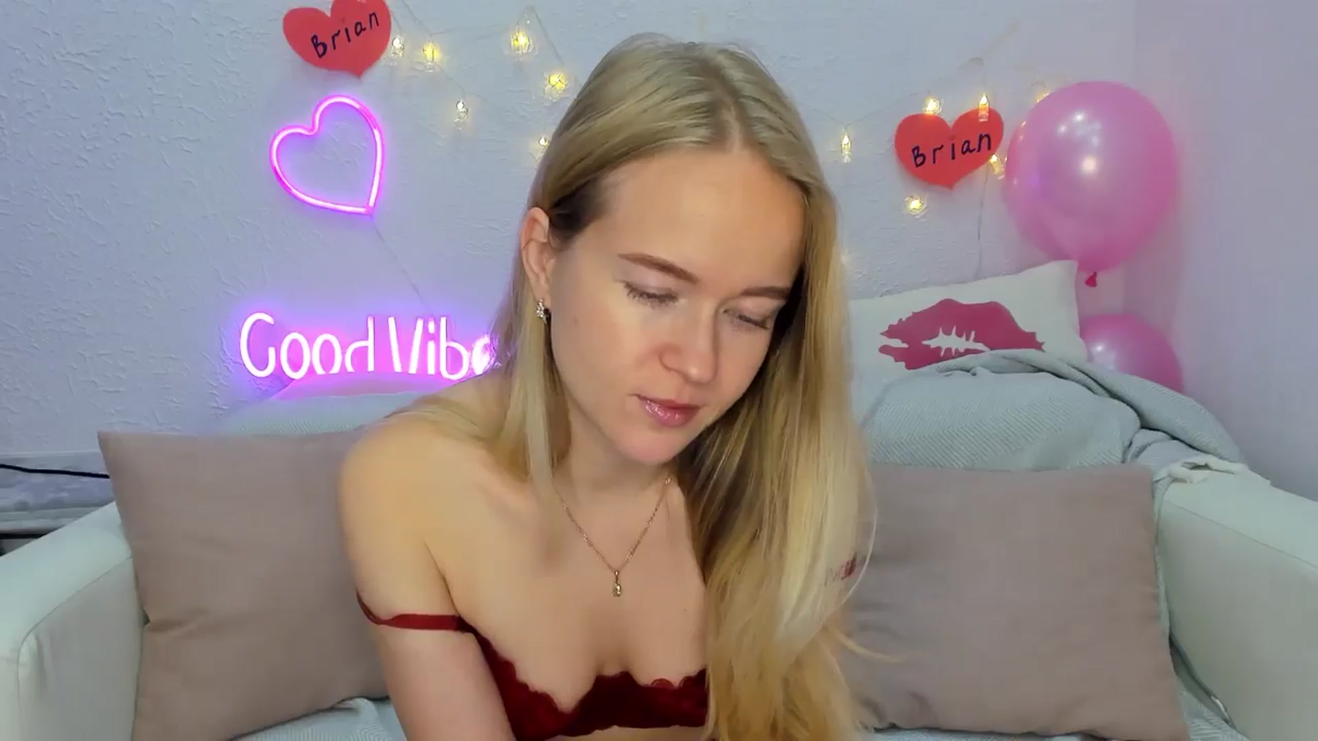 Gallery image thumbnail from Angel_Kristy's myfreecams stream on, 11/12/2024, 03:55 image 4 of 20