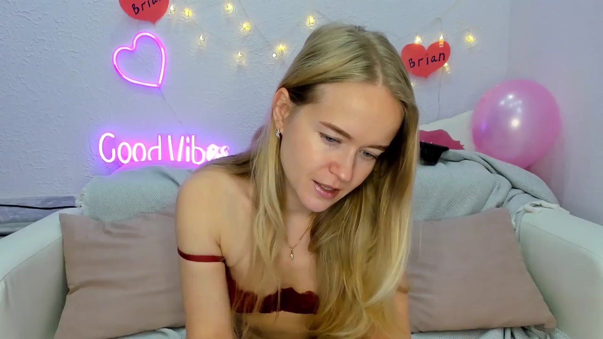 Gallery image thumbnail from Angel_Kristy's myfreecams stream on, 11/12/2024, 03:55 image 15 of 20