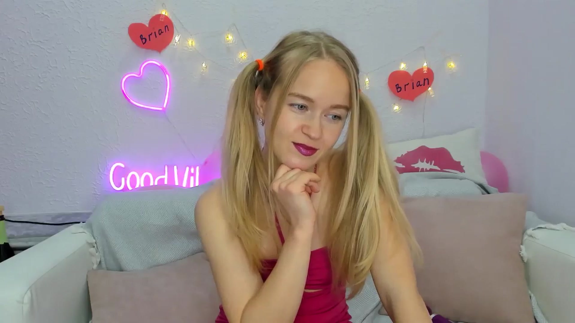 Gallery image thumbnail from Angel_Kristy's myfreecams stream on, 11/20/2024, 05:02 image 20 of 20