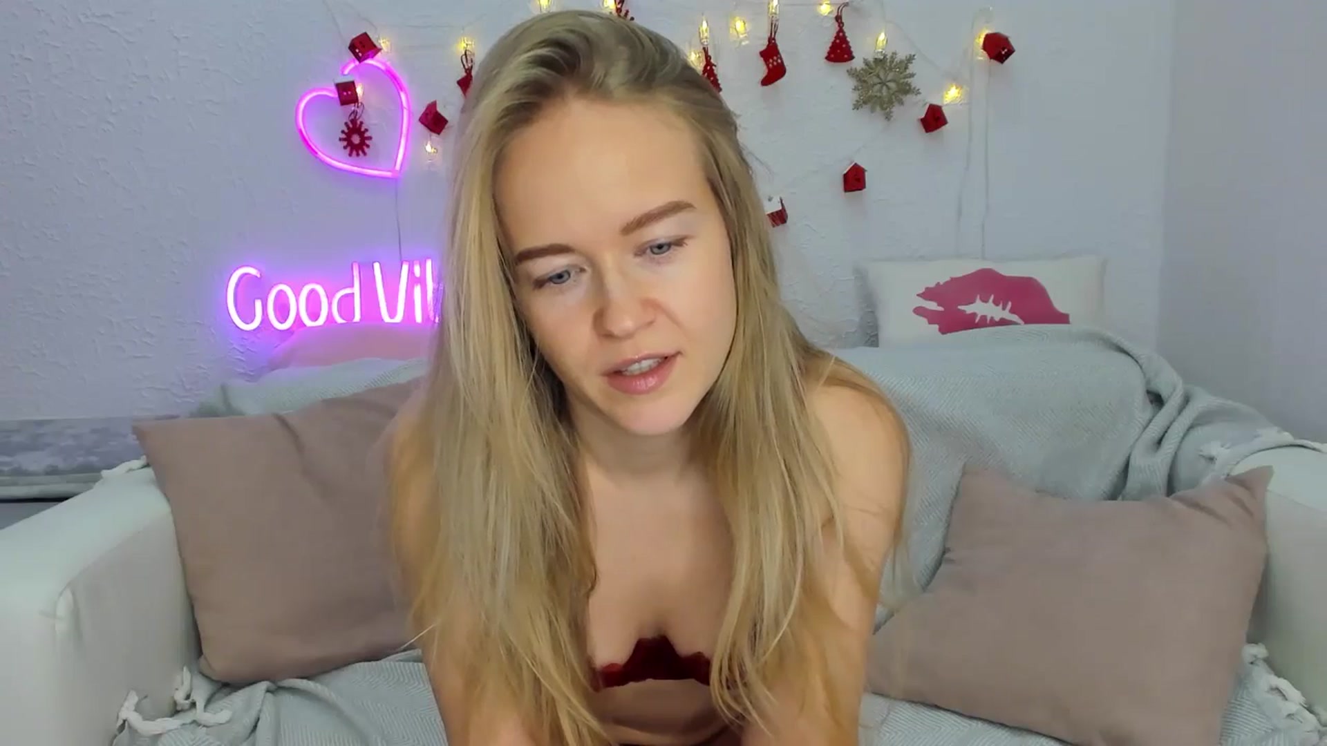 Gallery image thumbnail from Angel_Kristy's myfreecams stream on, 12/19/2024, 06:36 image 3 of 20