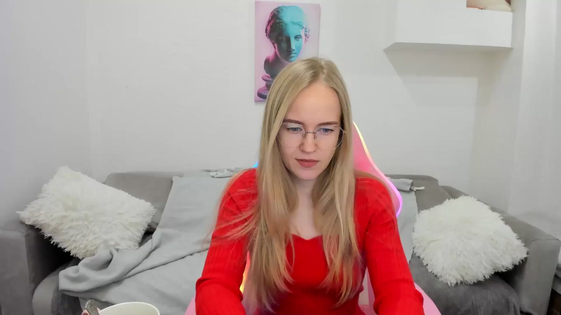 Gallery image thumbnail from Angel_Kristy's myfreecams stream on, 01/29/2025, 02:00 image 18 of 20