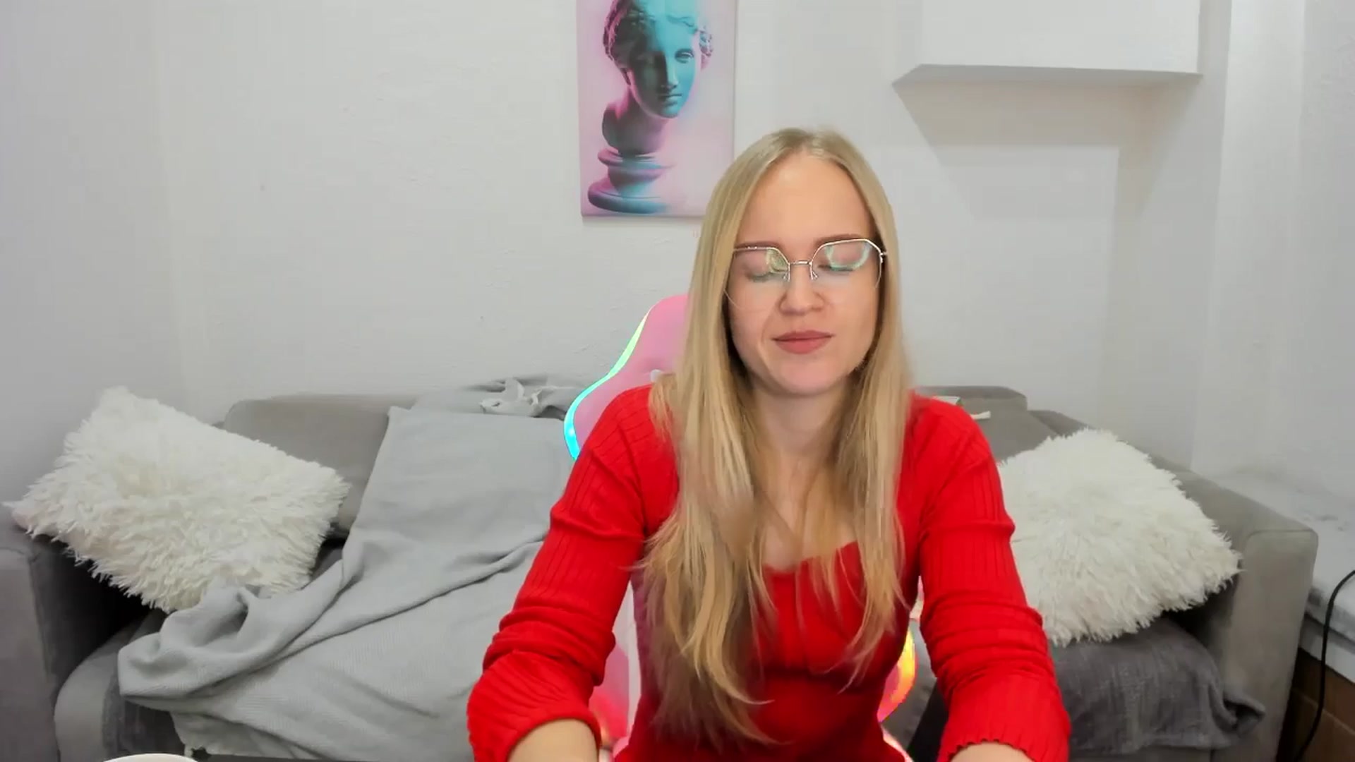 Gallery image thumbnail from Angel_Kristy's myfreecams stream on, 01/29/2025, 05:25 image 11 of 20