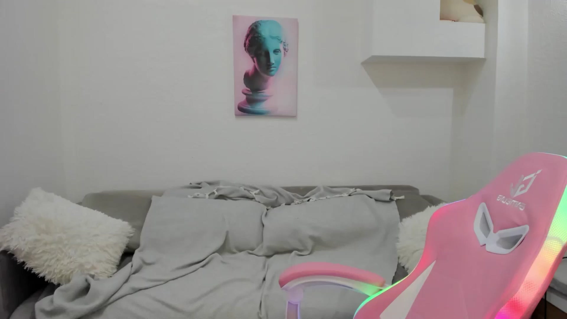 Gallery image thumbnail from Angel_Kristy's myfreecams stream on, 01/29/2025, 06:10 image 18 of 20