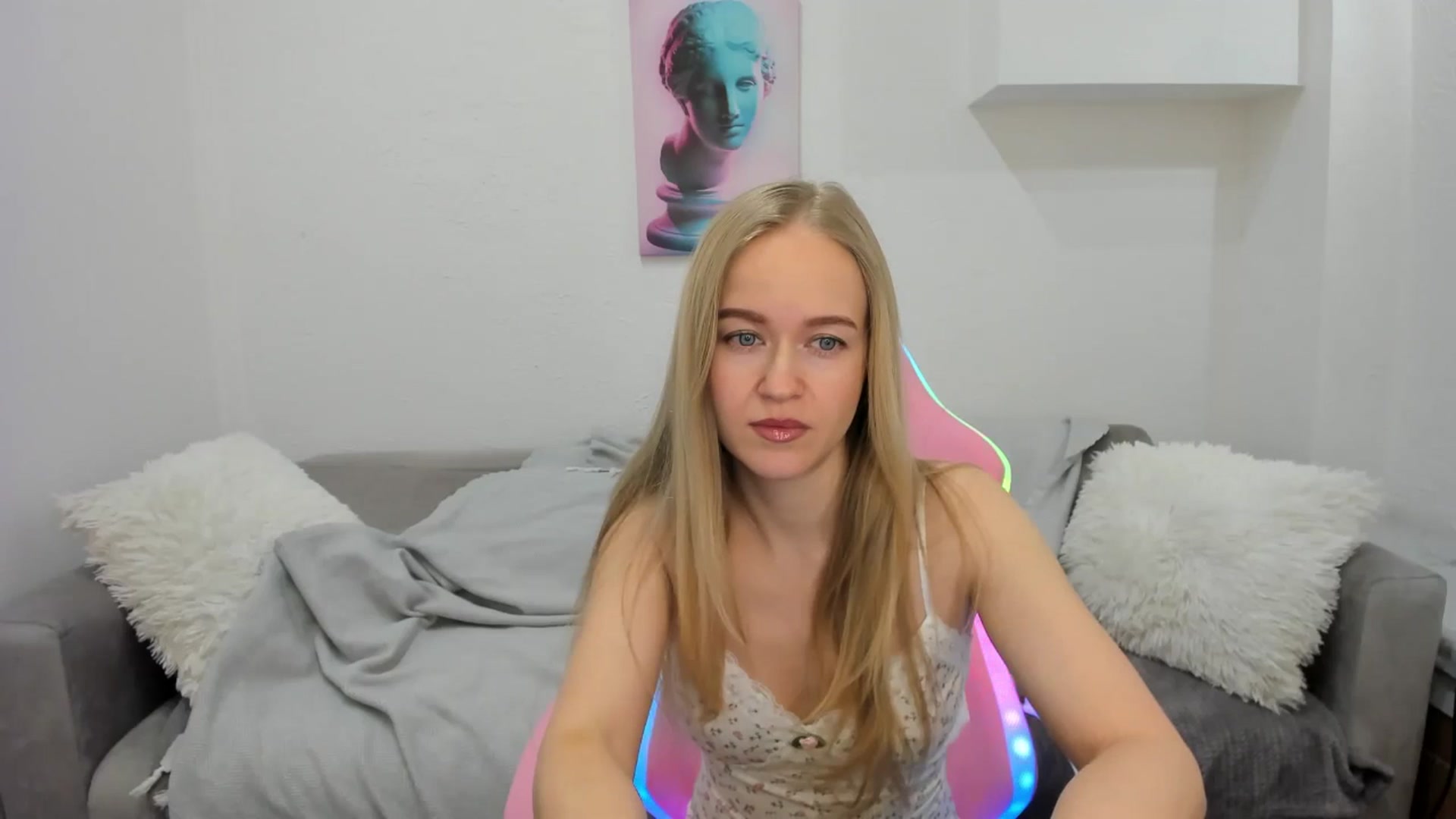 Gallery image thumbnail from Angel_Kristy's myfreecams stream on, 01/30/2025, 01:58 image 7 of 20