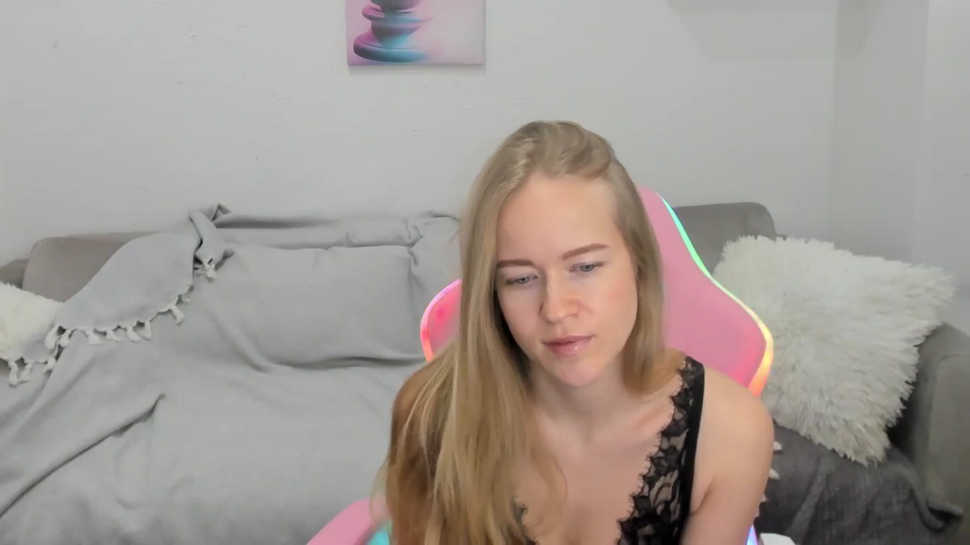 Gallery image thumbnail from Angel_Kristy's myfreecams stream on, 02/04/2025, 02:46 image 18 of 20