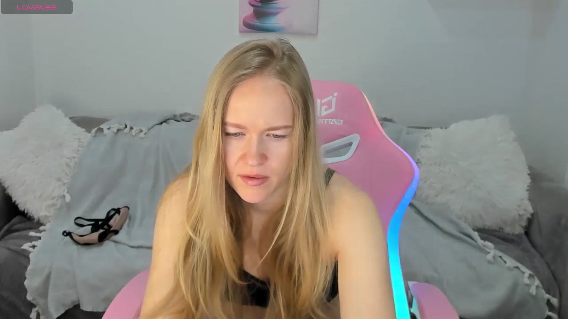 Gallery image thumbnail from Angel_Kristy's myfreecams stream on, 02/09/2025, 03:48 image 4 of 20