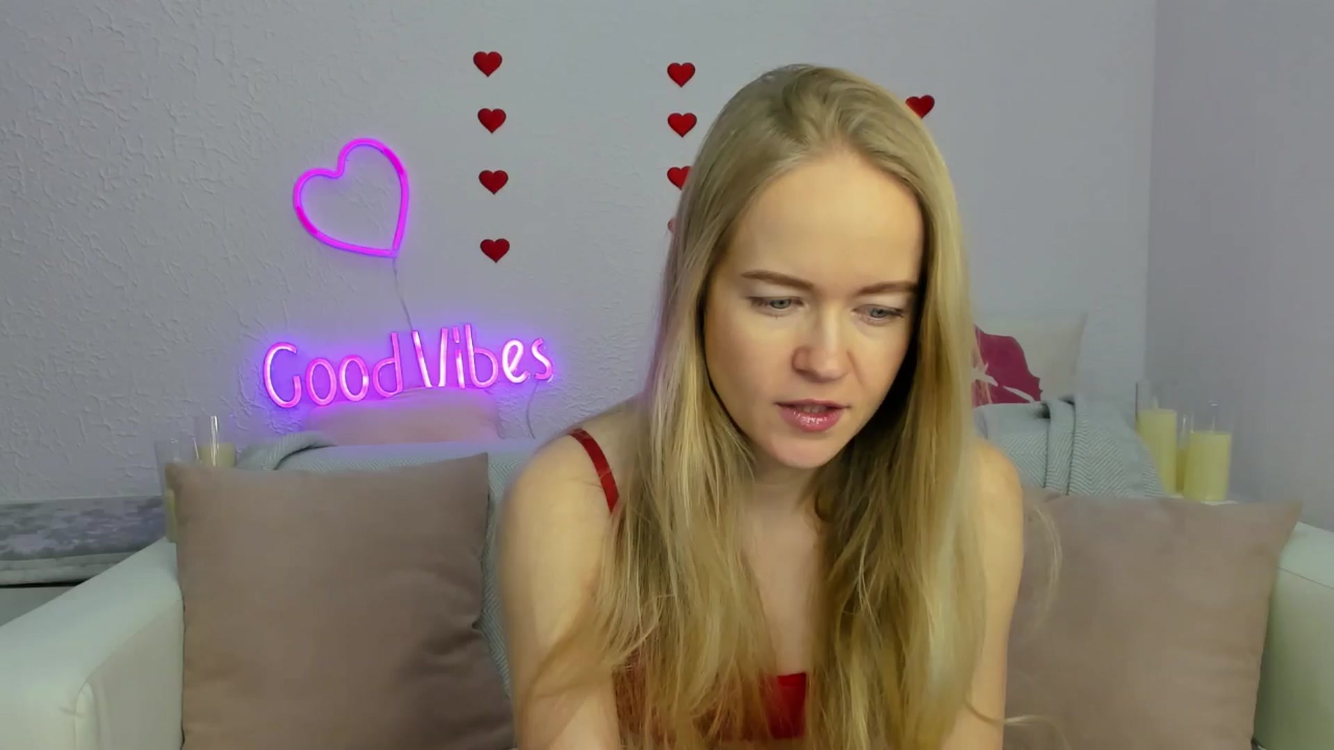 Gallery image thumbnail from Angel_Kristy's myfreecams stream on, 02/13/2025, 03:21 image 1 of 20