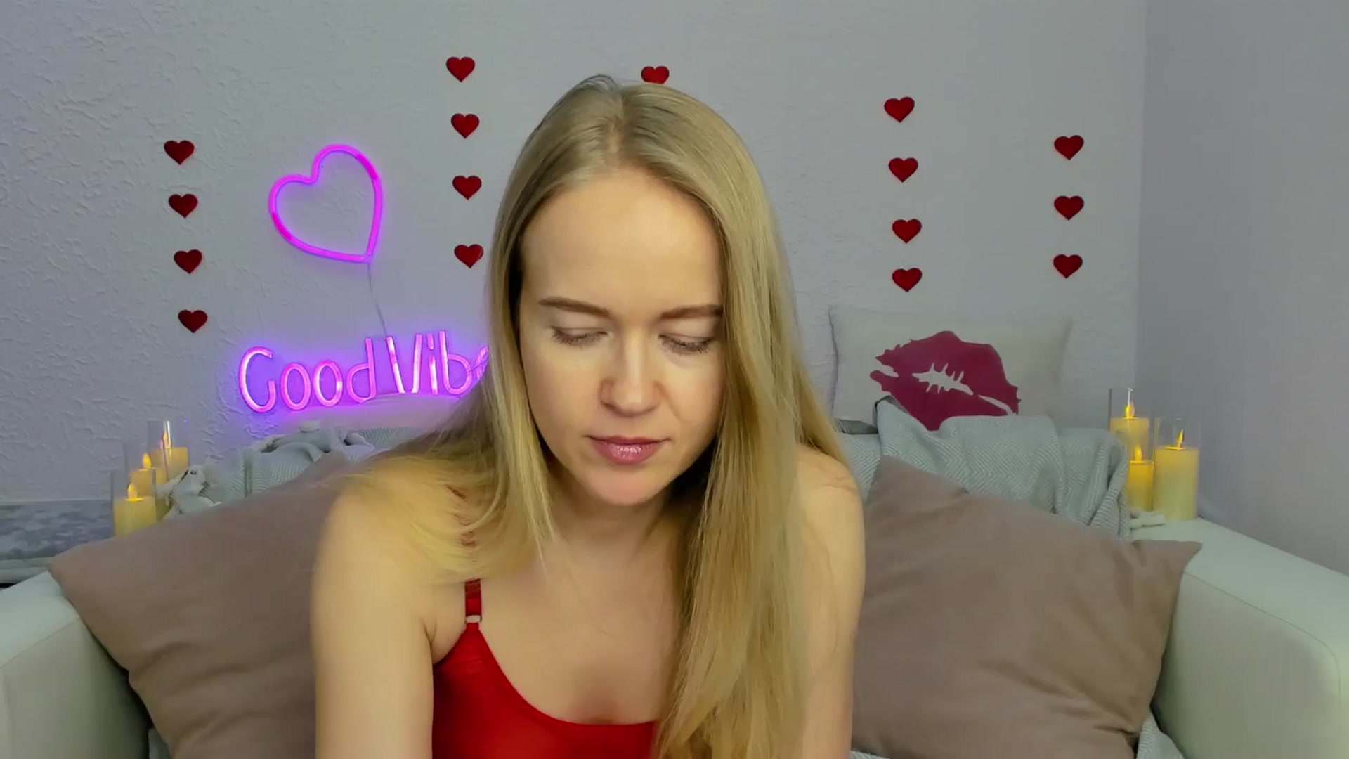 Gallery image thumbnail from Angel_Kristy's myfreecams stream on, 02/13/2025, 05:58 image 1 of 20