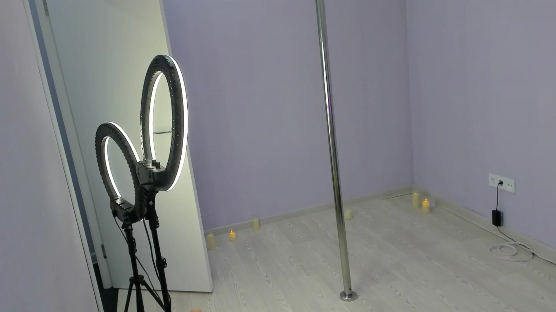 Gallery image thumbnail from Angel_Kristy's myfreecams stream on, 02/13/2025, 06:34 image 17 of 20