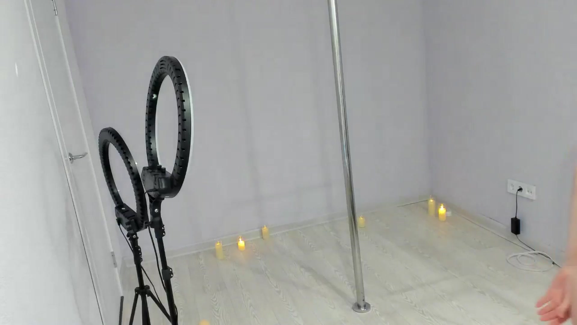 Gallery image thumbnail from Angel_Kristy's myfreecams stream on, 02/13/2025, 06:34 image 18 of 20