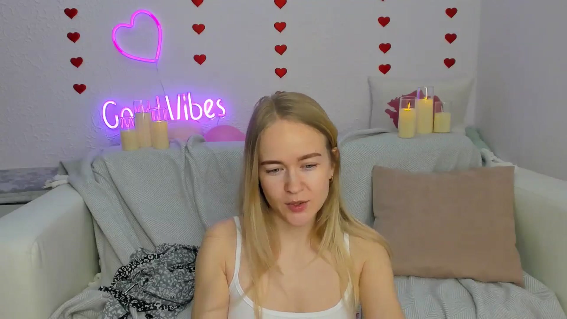 Gallery image thumbnail from Angel_Kristy's myfreecams stream on, 02/17/2025, 03:15 image 6 of 20