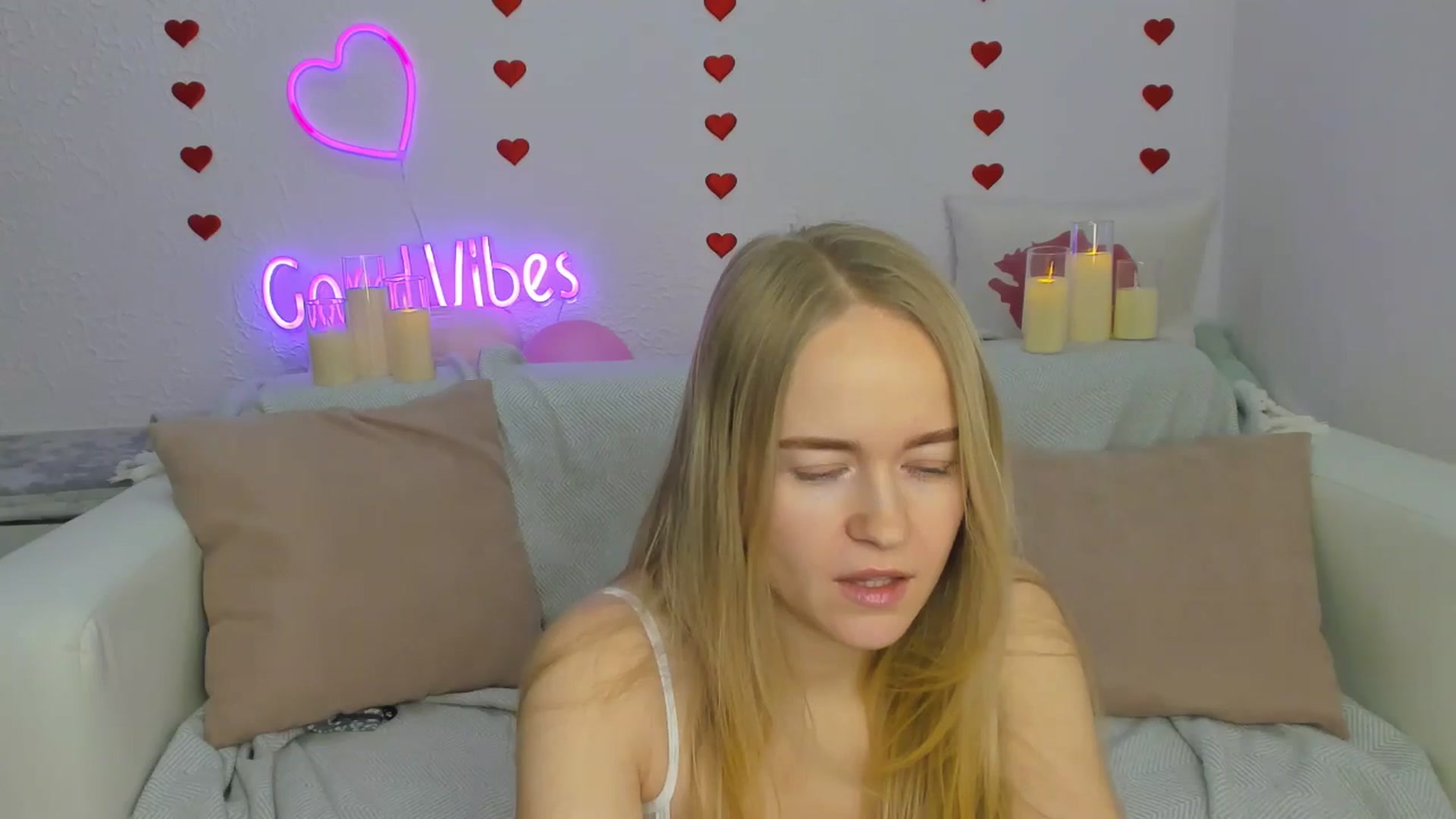 Gallery image thumbnail from Angel_Kristy's myfreecams stream on, 02/17/2025, 03:15 image 20 of 20