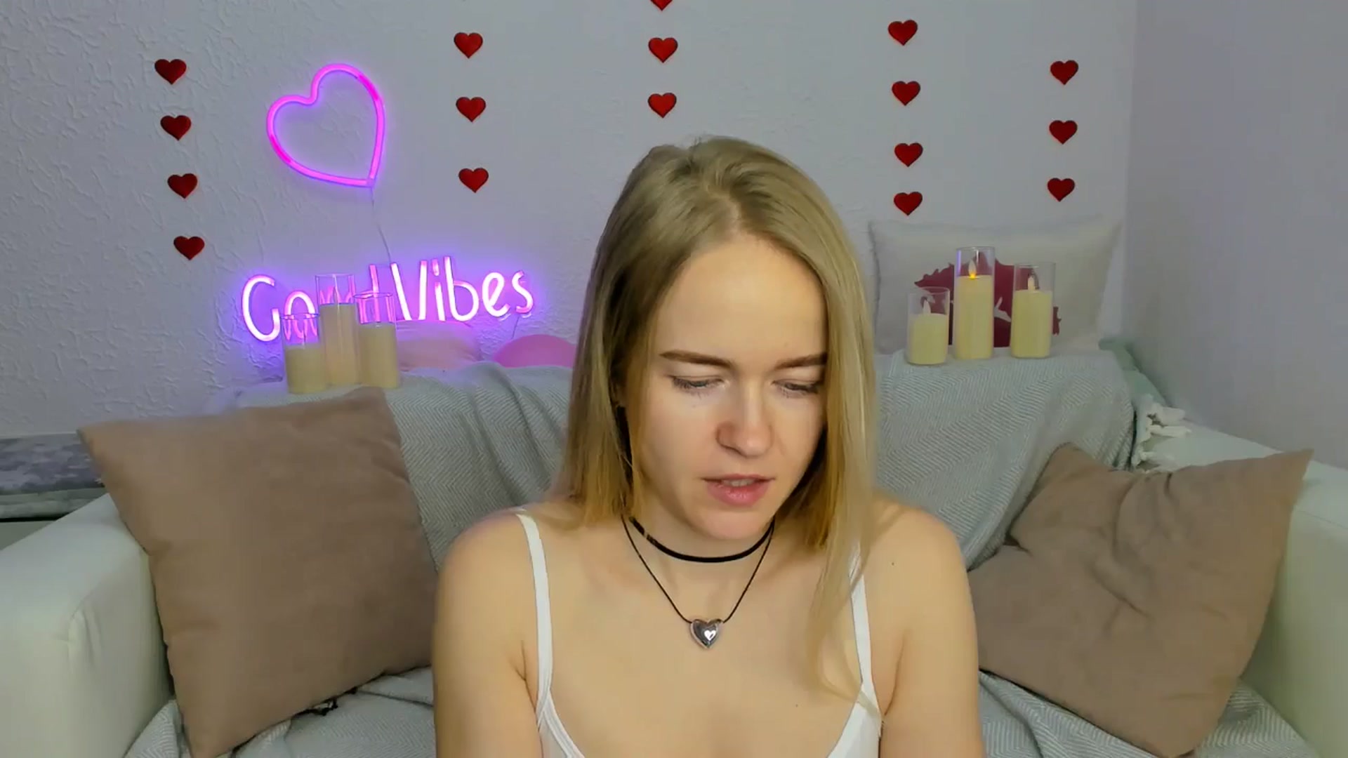 Gallery image thumbnail from Angel_Kristy's myfreecams stream on, 02/17/2025, 04:28 image 11 of 20