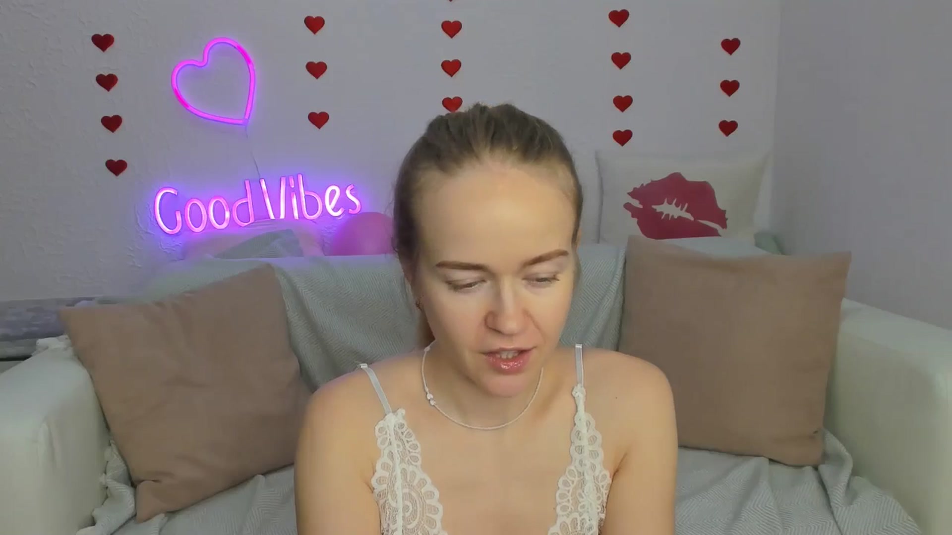 Gallery image thumbnail from Angel_Kristy's myfreecams stream on, 02/18/2025, 04:56 image 20 of 20