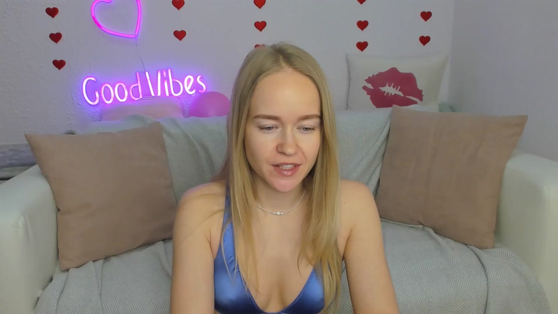 Gallery image thumbnail from Angel_Kristy's myfreecams stream on, 02/18/2025, 06:41 image 7 of 20