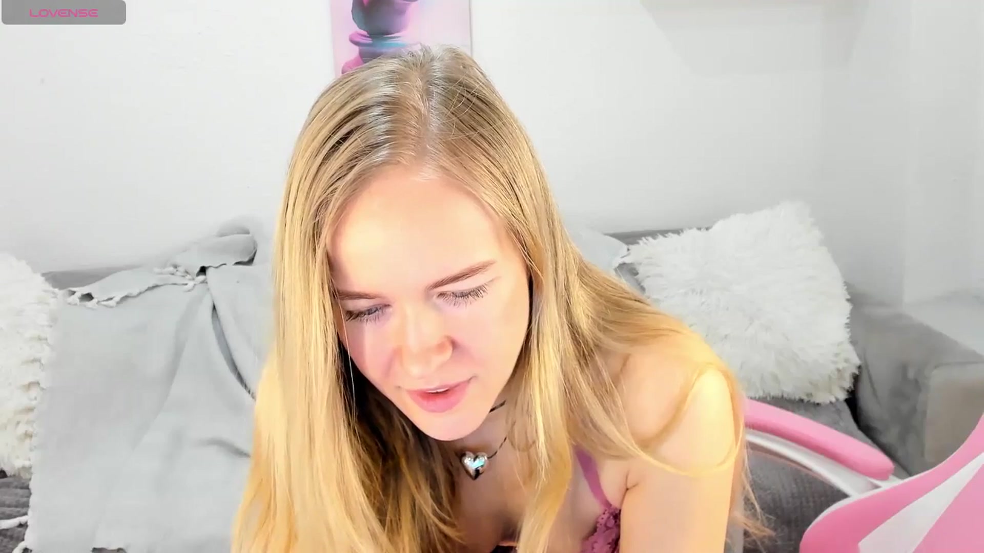 Gallery image thumbnail from Angel_Kristy's myfreecams stream on, 02/21/2025, 02:16 image 2 of 20