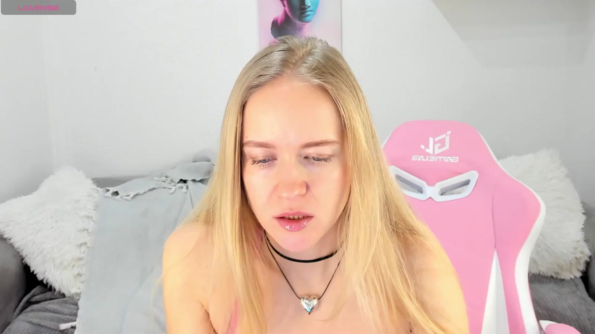 Gallery image thumbnail from Angel_Kristy's myfreecams stream on, 02/21/2025, 04:19 image 14 of 20