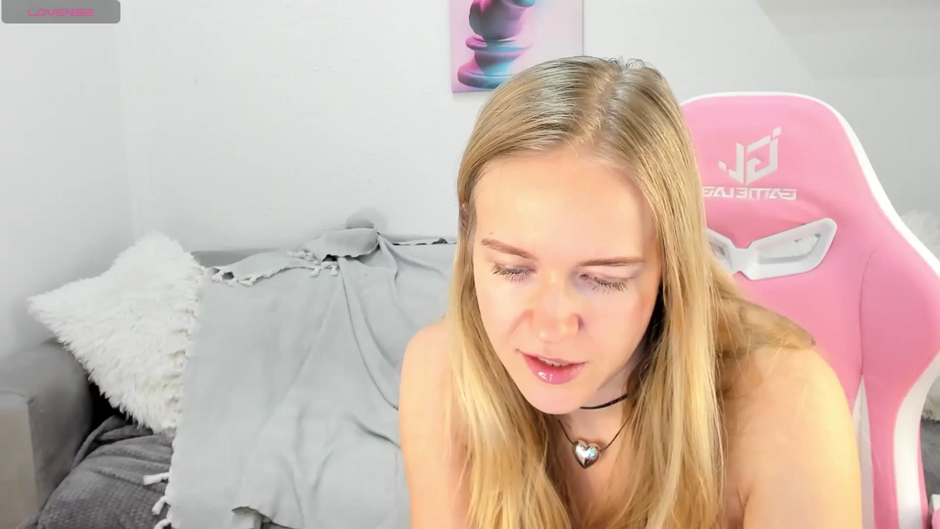 Gallery image thumbnail from Angel_Kristy's myfreecams stream on, 02/21/2025, 05:53 image 17 of 20