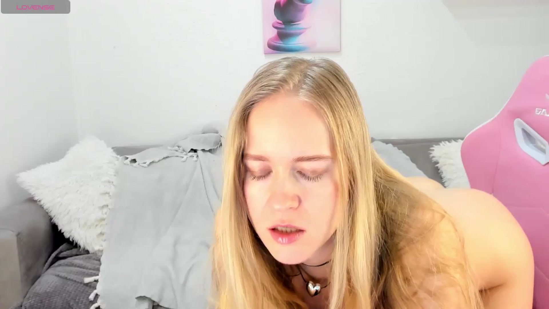 Gallery image thumbnail from Angel_Kristy's myfreecams stream on, 02/21/2025, 05:53 image 16 of 20