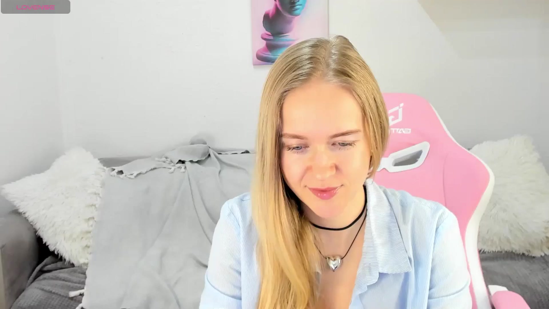 Gallery image thumbnail from Angel_Kristy's myfreecams stream on, 02/21/2025, 07:03 image 6 of 20