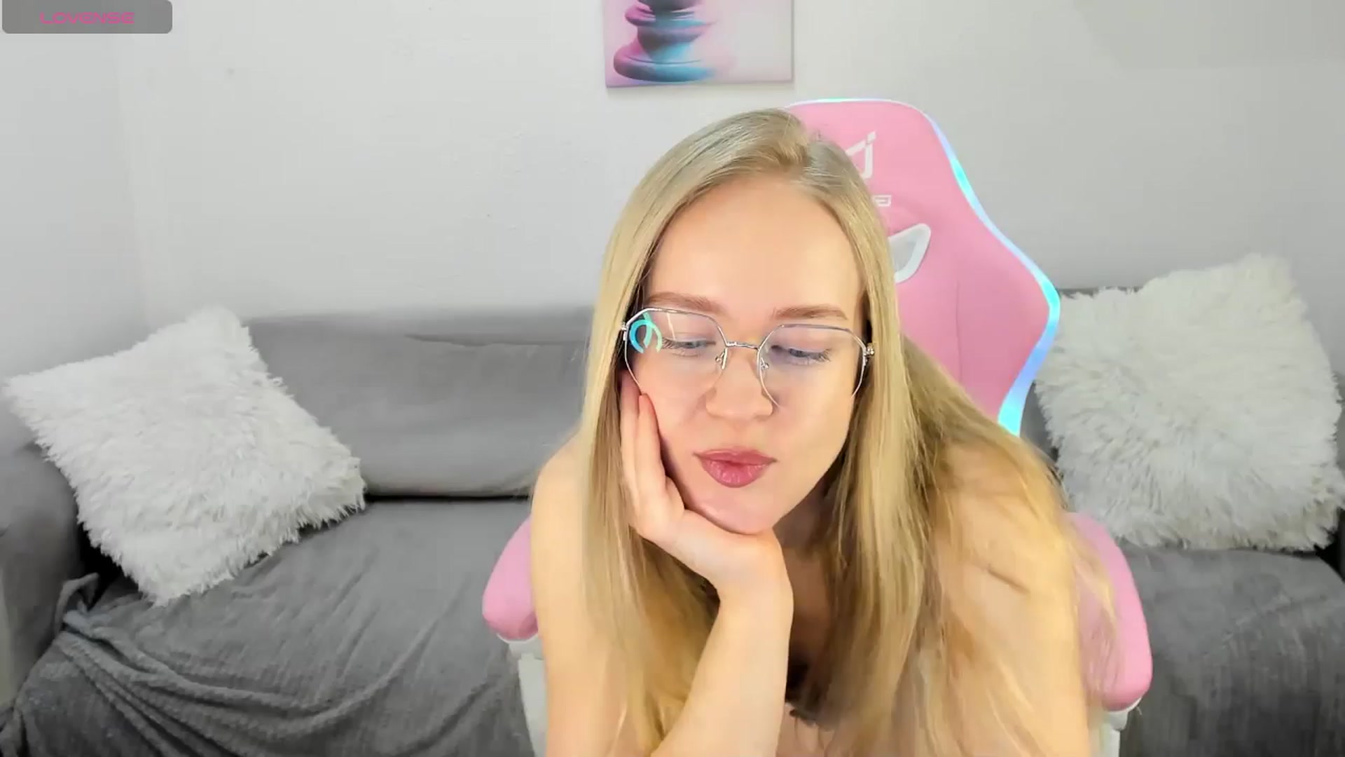 Gallery image thumbnail from Angel_Kristy's myfreecams stream on, 02/23/2025, 01:49 image 5 of 20
