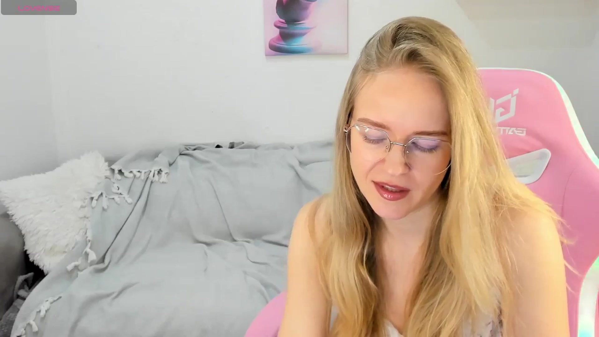 Gallery image thumbnail from Angel_Kristy's myfreecams stream on, 02/23/2025, 02:58 image 17 of 20