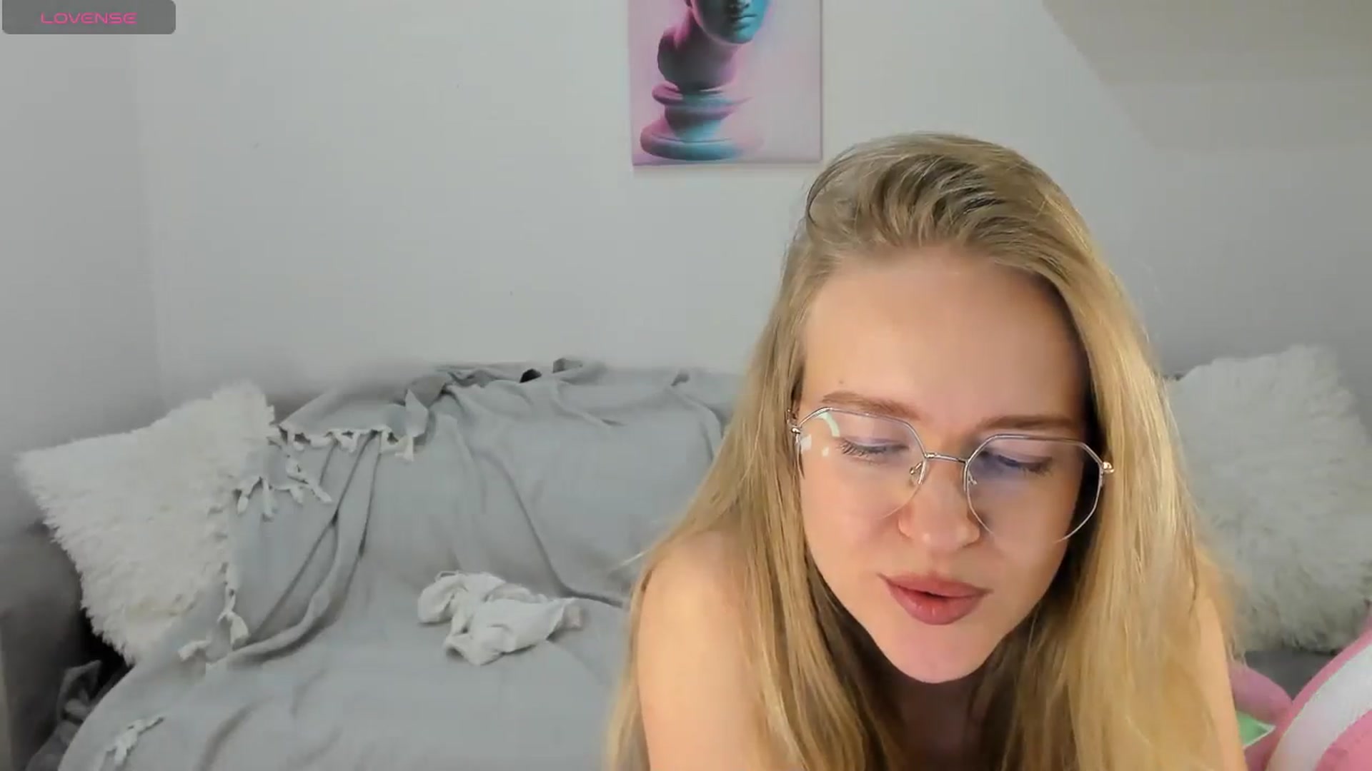 Gallery image thumbnail from Angel_Kristy's myfreecams stream on, 02/23/2025, 06:03 image 18 of 20