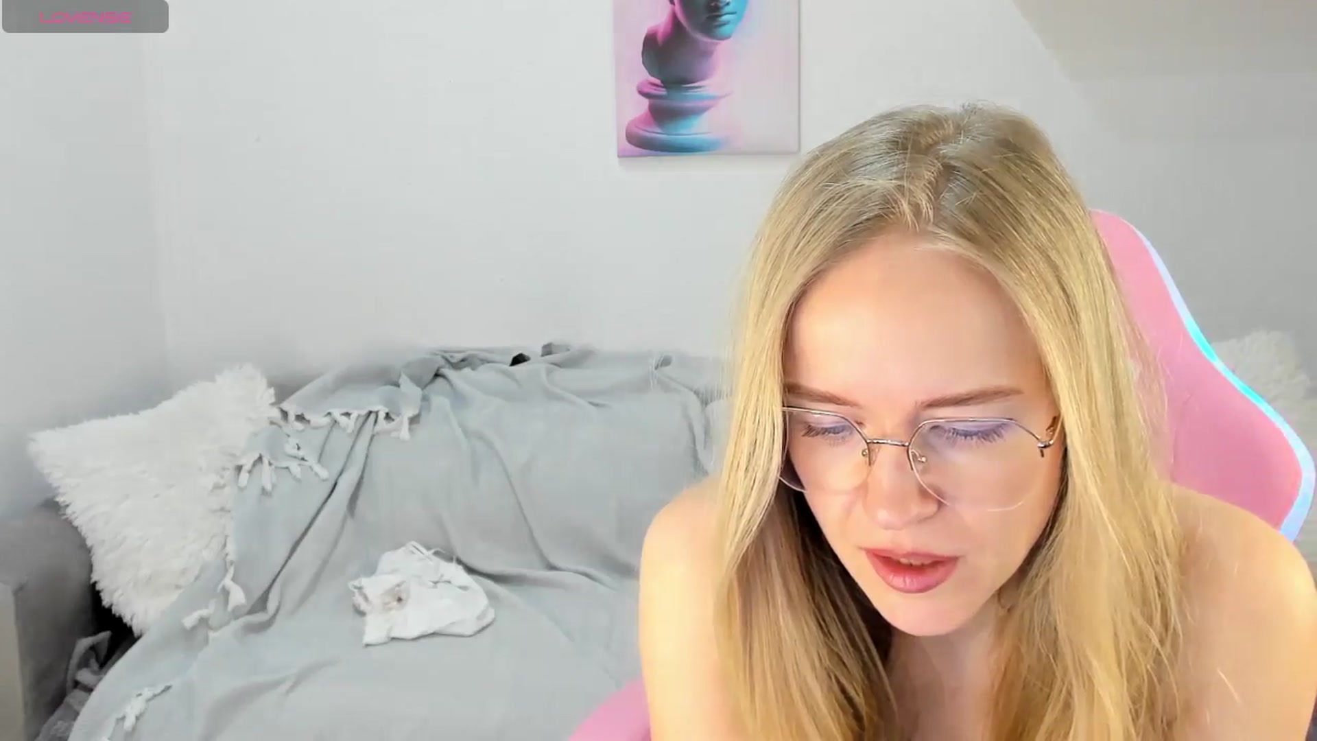 Gallery image thumbnail from Angel_Kristy's myfreecams stream on, 02/23/2025, 06:03 image 9 of 20