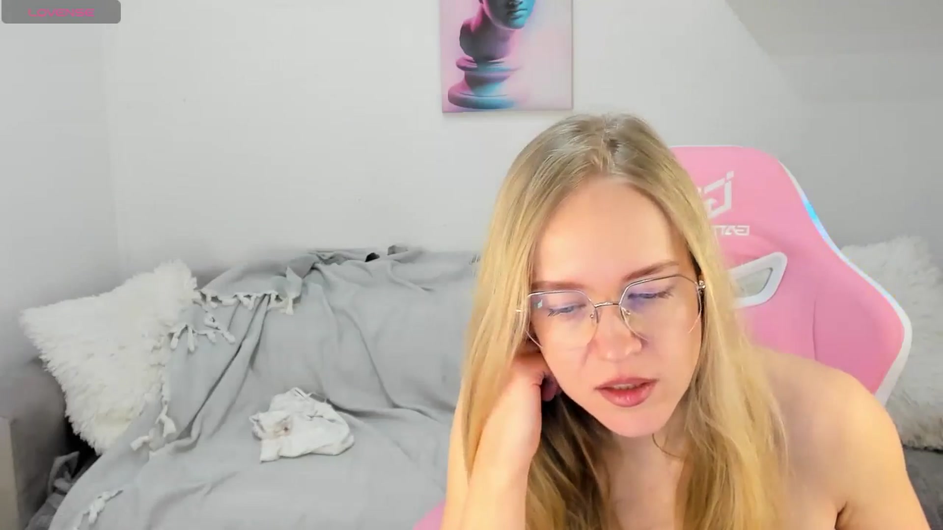 Gallery image thumbnail from Angel_Kristy's myfreecams stream on, 02/23/2025, 06:03 image 12 of 20