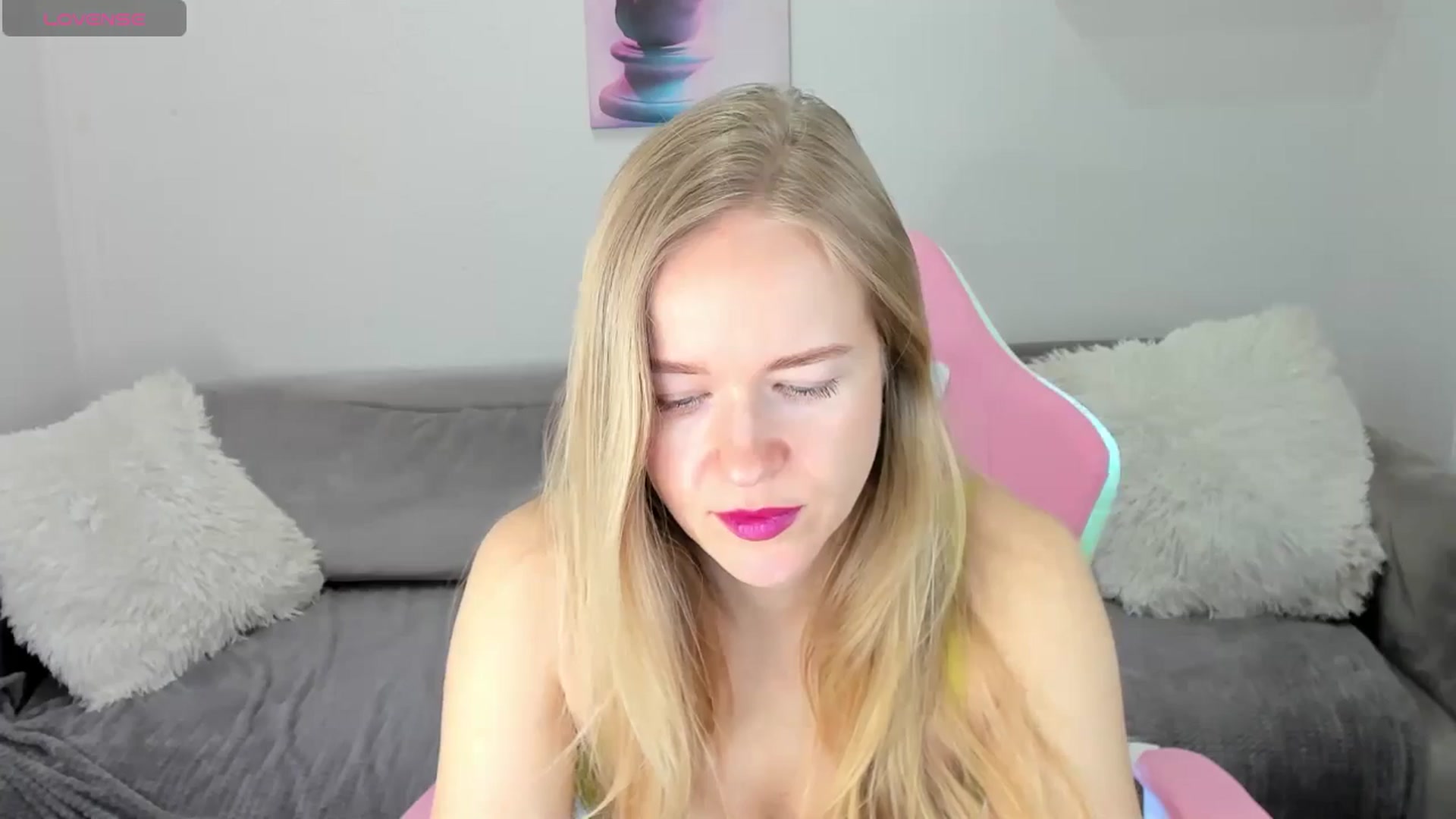 Gallery image thumbnail from Angel_Kristy's myfreecams stream on, 02/26/2025, 04:14 image 13 of 20