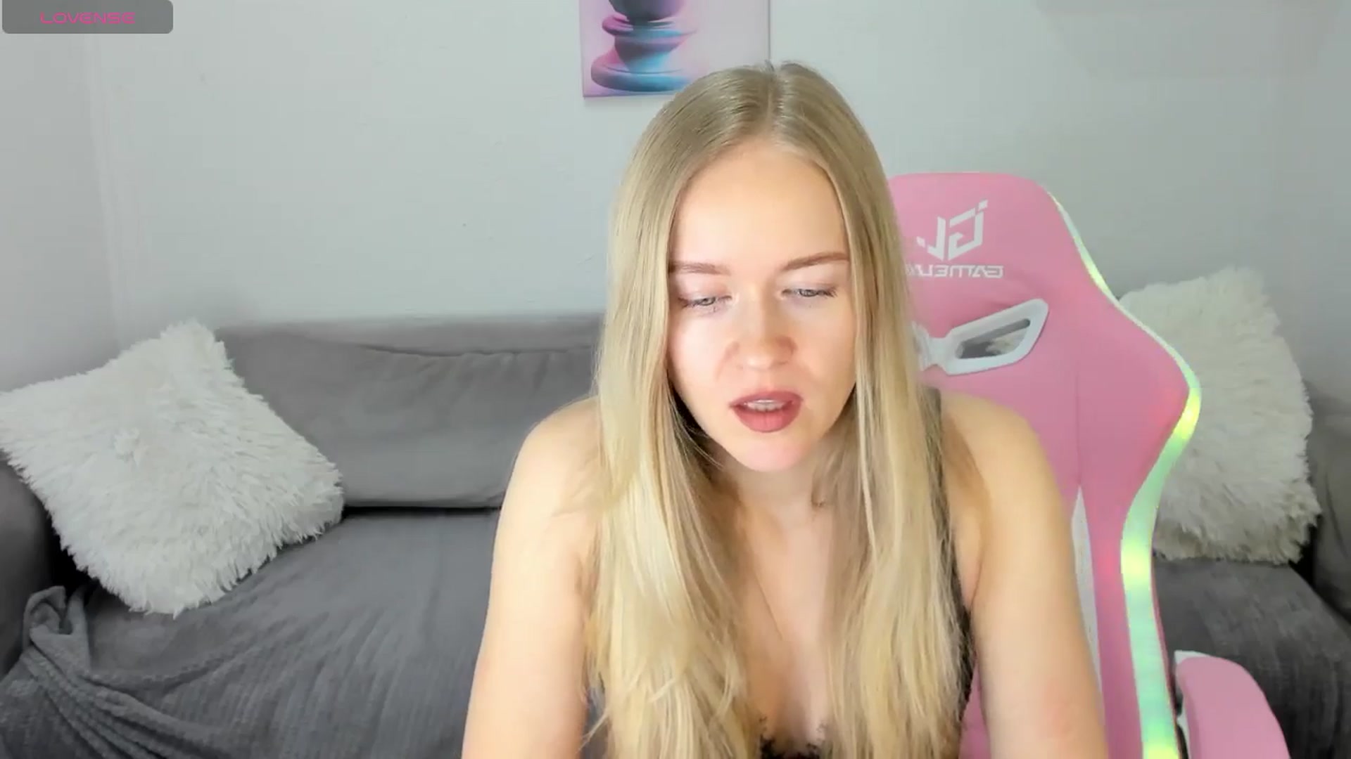 Gallery image thumbnail from Angel_Kristy's myfreecams stream on, 02/27/2025, 03:58 image 8 of 20