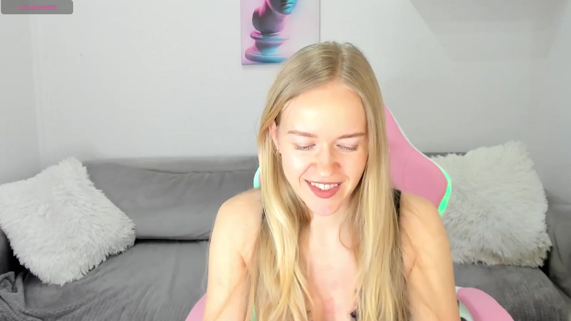Gallery image thumbnail from Angel_Kristy's myfreecams stream on, 02/27/2025, 05:13 image 2 of 20
