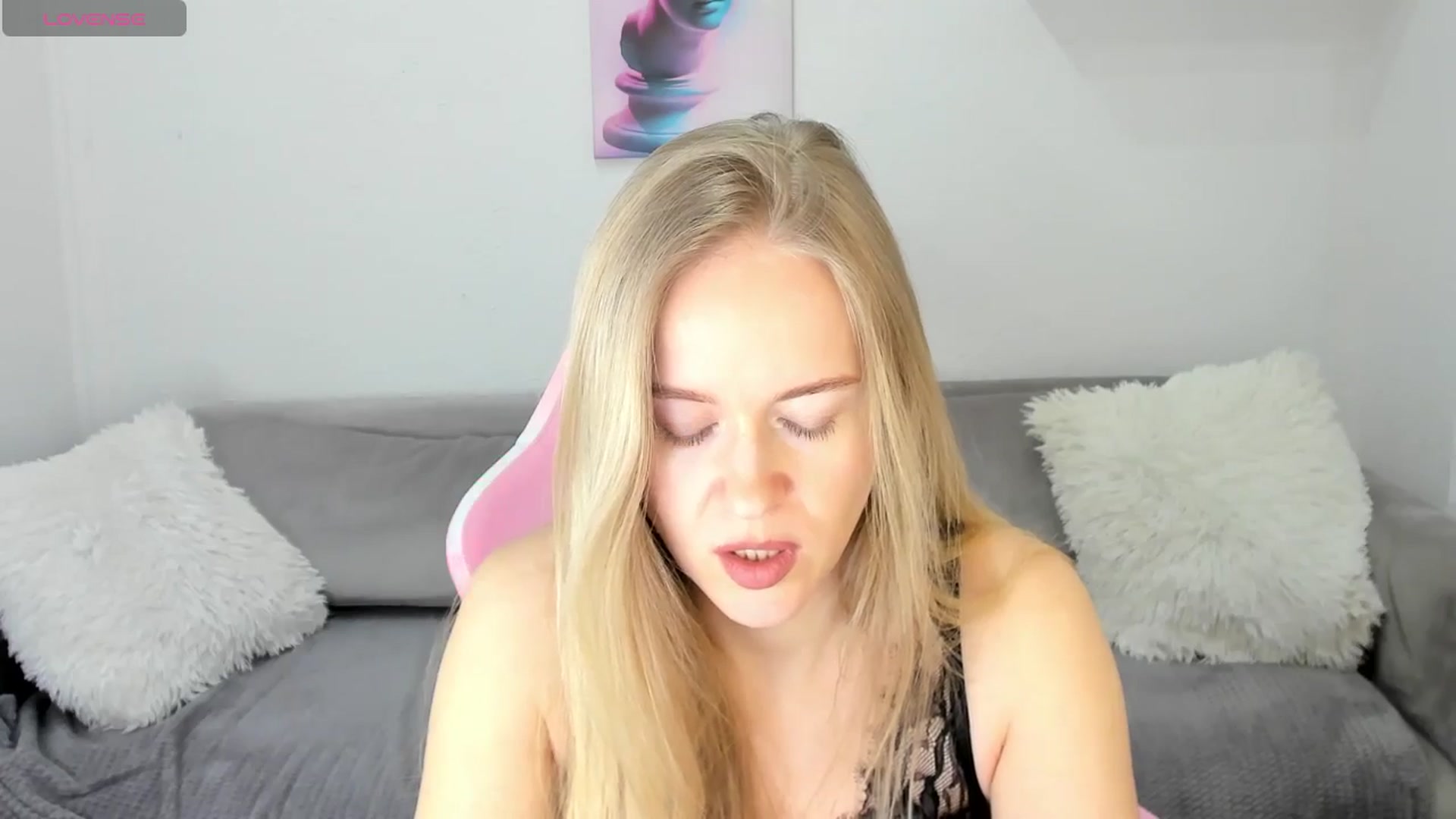 Gallery image thumbnail from Angel_Kristy's myfreecams stream on, 02/27/2025, 06:13 image 10 of 20
