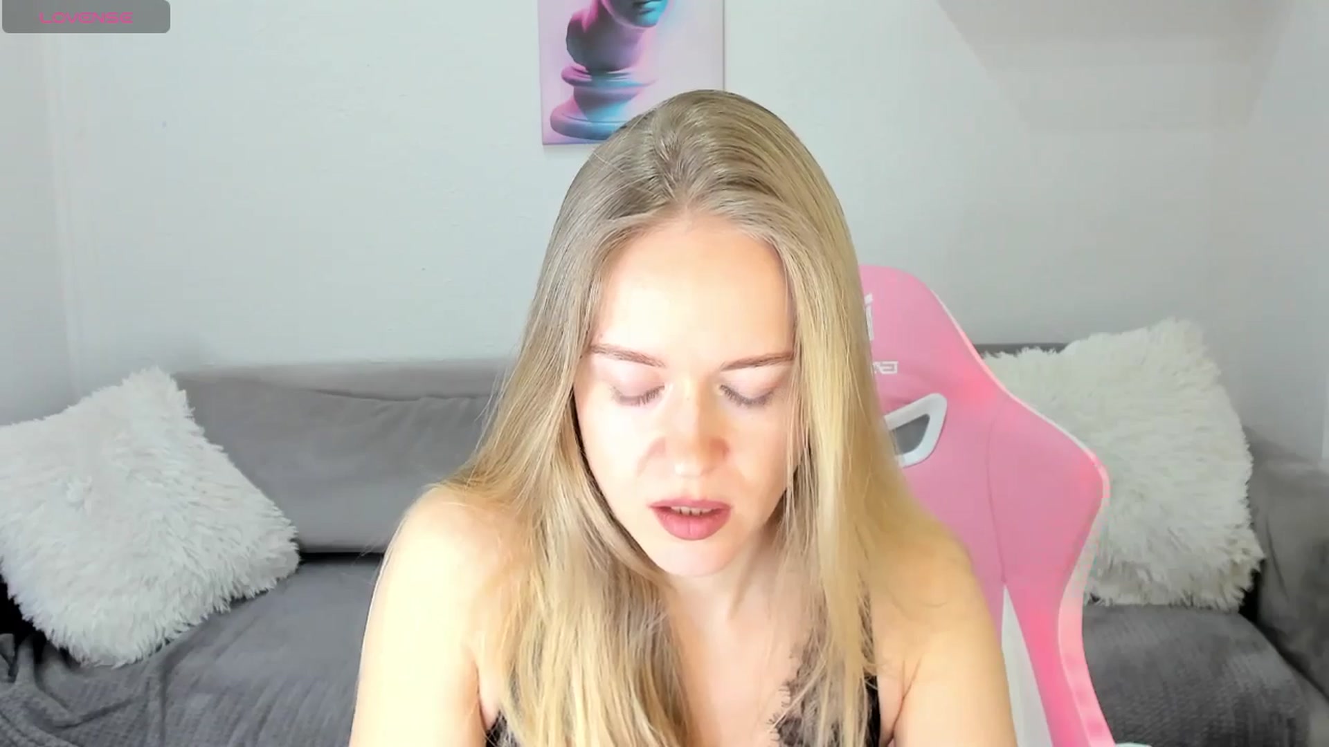 Gallery image thumbnail from Angel_Kristy's myfreecams stream on, 02/27/2025, 06:13 image 6 of 20