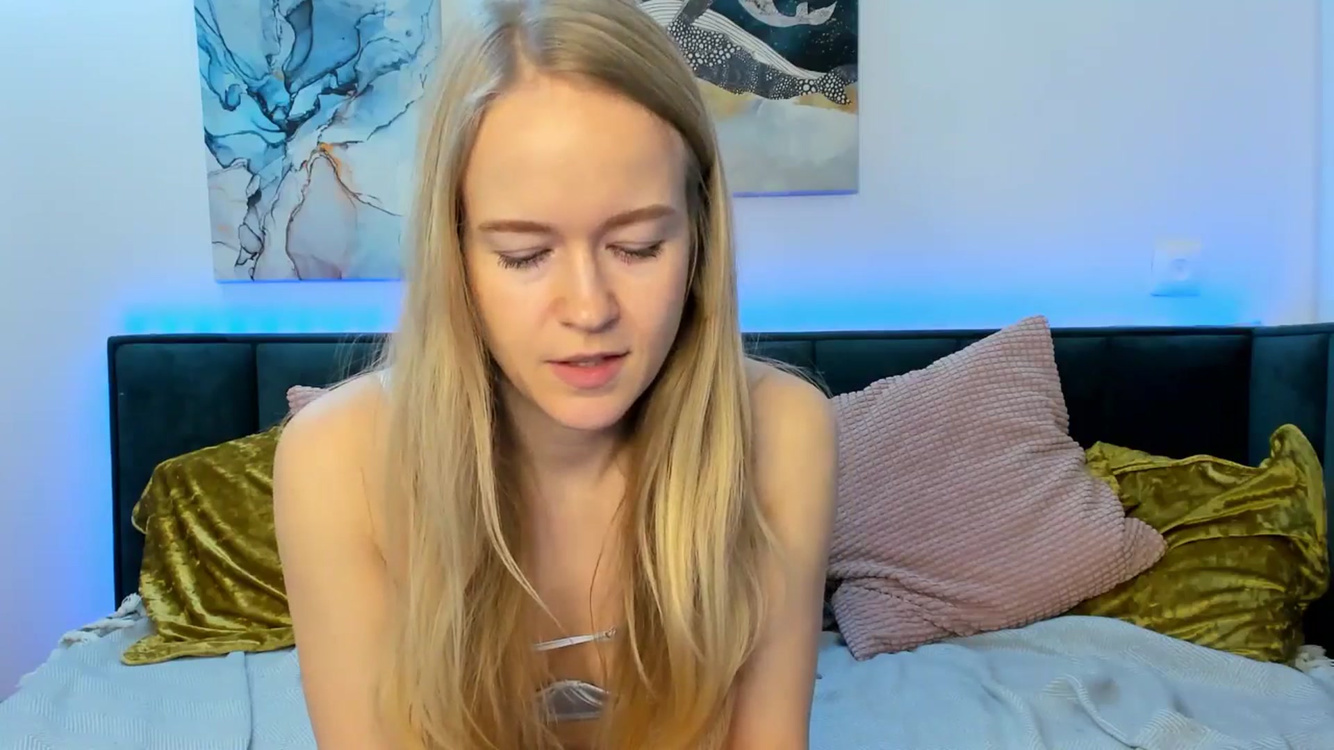 Gallery image thumbnail from Angel_Kristy's myfreecams stream on, 03/17/2025, 03:12 image 6 of 20