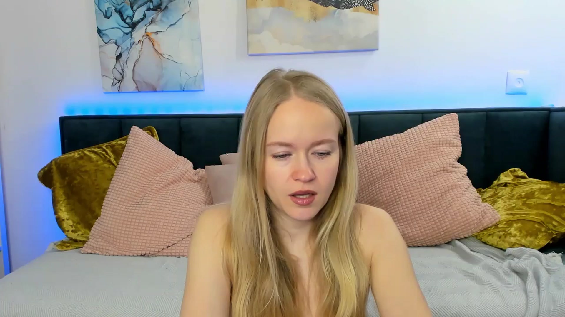 Gallery image thumbnail from Angel_Kristy's myfreecams stream on, 03/18/2025, 04:40 image 6 of 20