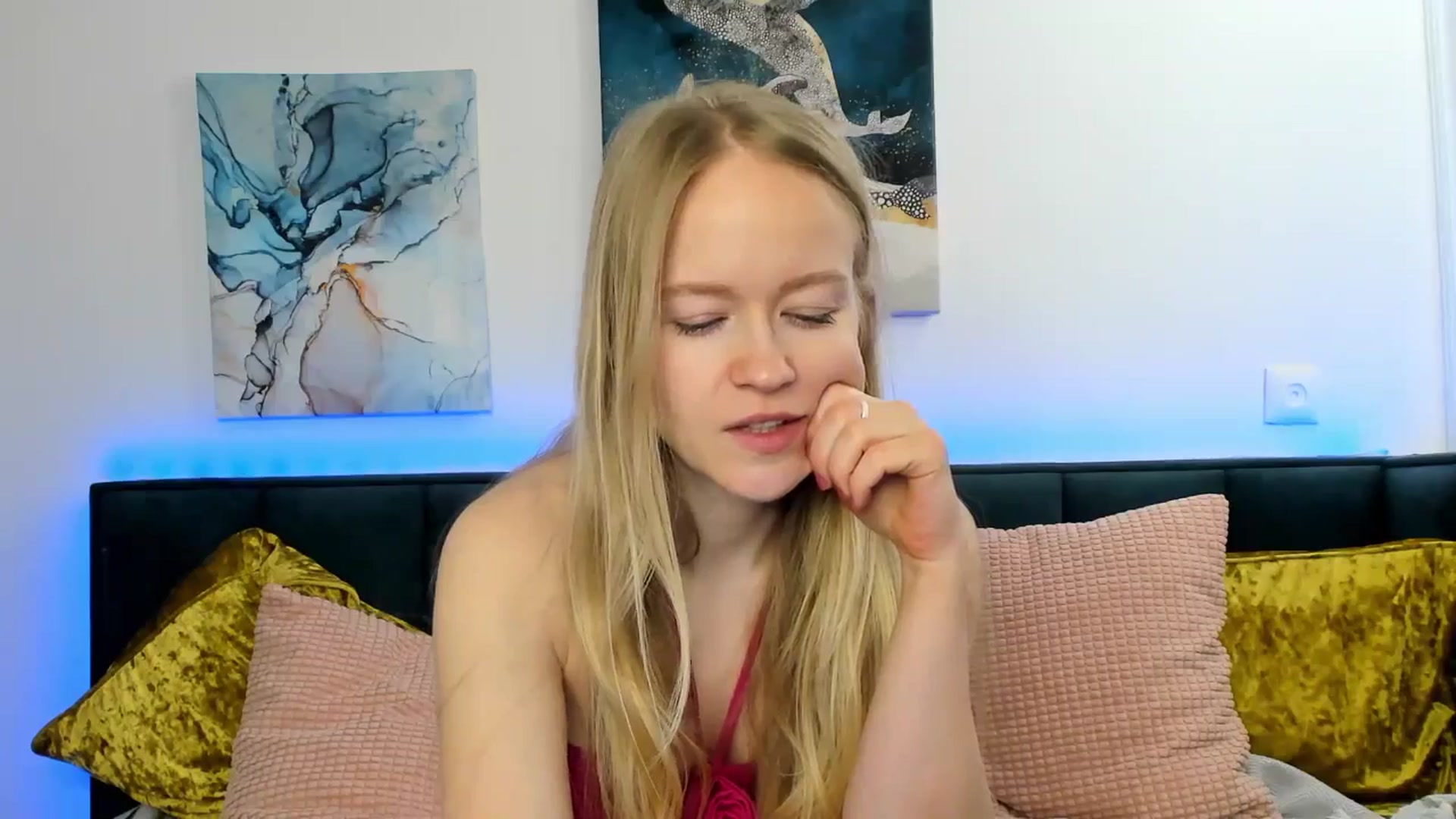 Gallery image thumbnail from Angel_Kristy's myfreecams stream on, 03/23/2025, 04:00 image 16 of 20