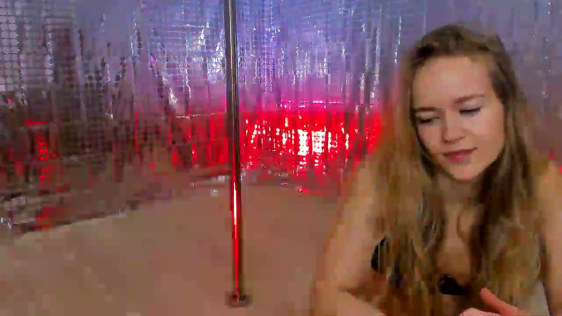 Gallery image thumbnail from Angel_Kristy's myfreecams stream on, 04/06/2025, 06:03 image 12 of 20